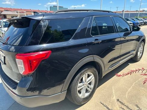 Used 2020 Ford Explorer XLT RWD image 4