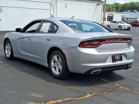 Used 2023 Dodge Charger SXT RWD image 6