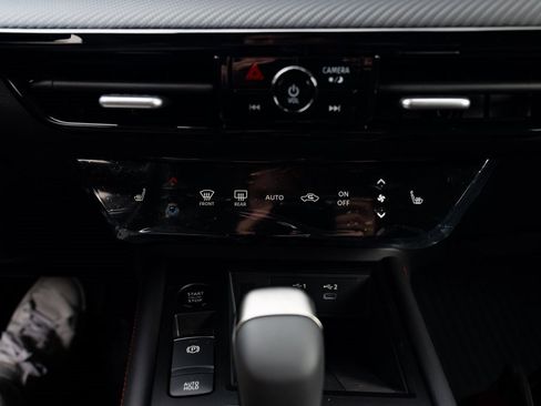 New 2026 Nissan Kicks SR w/ Cold Weather Package image 16