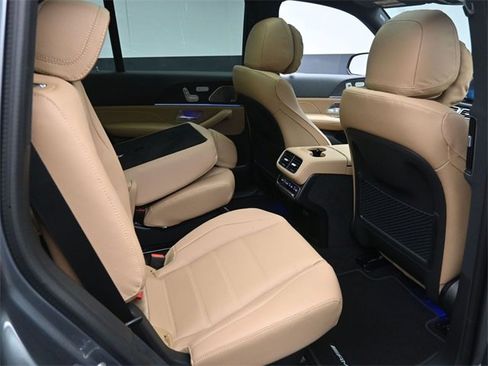 New 2026 Mercedes-Benz GLS 450 GLS 450 image 28