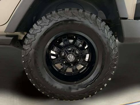 Used 2018 Jeep Wrangler Unlimited Sport S image 95