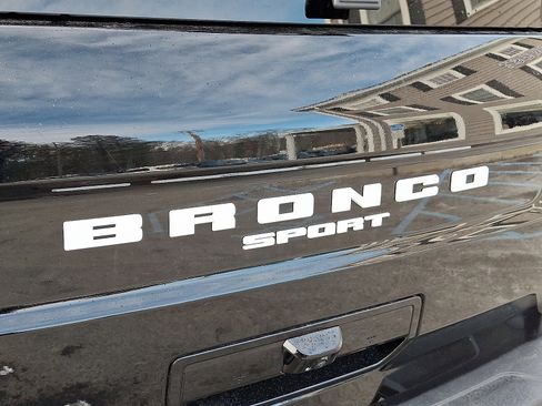 Certified 2025 Ford Bronco Sport Badlands image 28