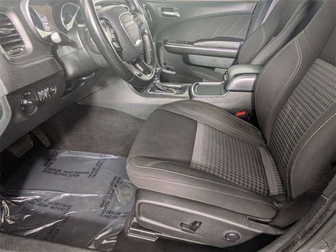 Certified 2023 Dodge Charger SXT image 10