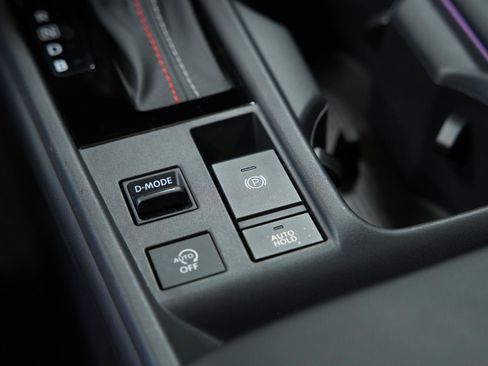 Used 2026 Nissan Sentra SR w/ Floor Mat Package FWD image 42