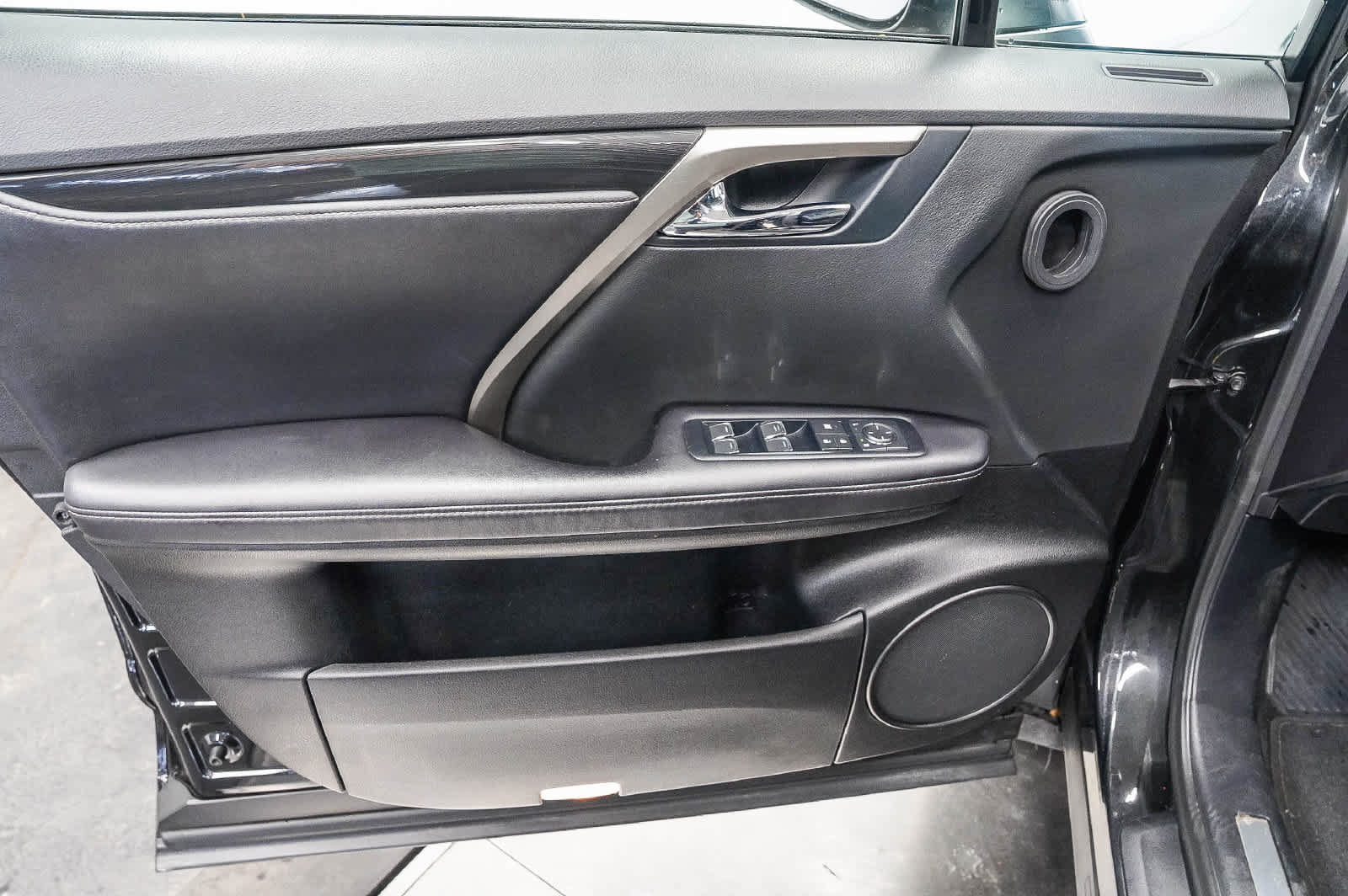 Used 2017 Lexus RX 350 AWD w/ Accessory Package image 21