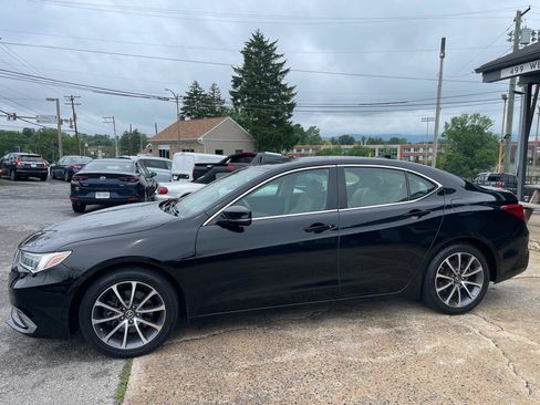 Used 2019 Acura TLX V6 FWD image 6