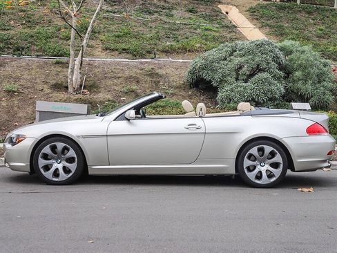 Used 2006 BMW 650i Convertible image 9