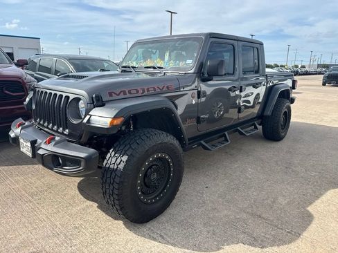 Used 2022 Jeep Gladiator Mojave w/ Cold Weather Group AWD/4WD image 4
