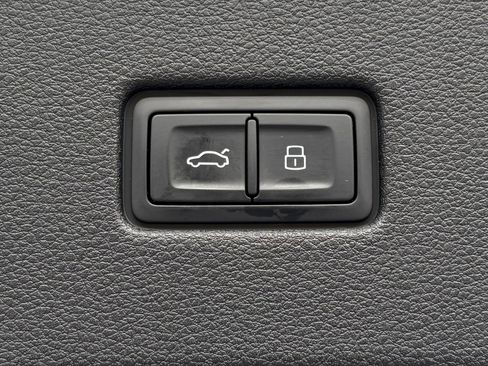 Used 2025 Audi RS Q8 performance AWD/4WD image 32