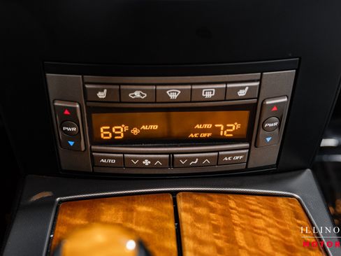 Used 2004 Cadillac XLR image 24