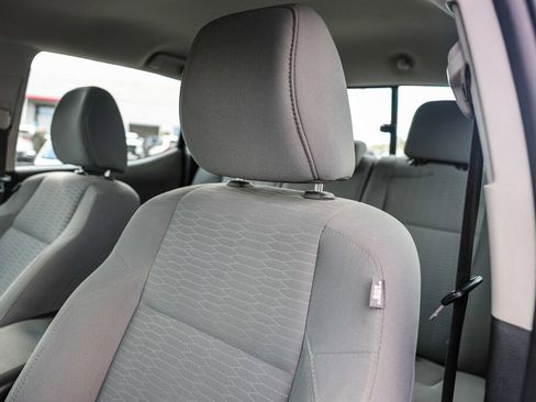 Used 2018 Toyota Tacoma SR image 14