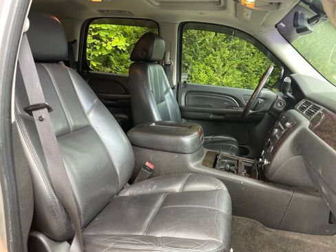 Used 2007 GMC Yukon Denali AWD/4WD image 18