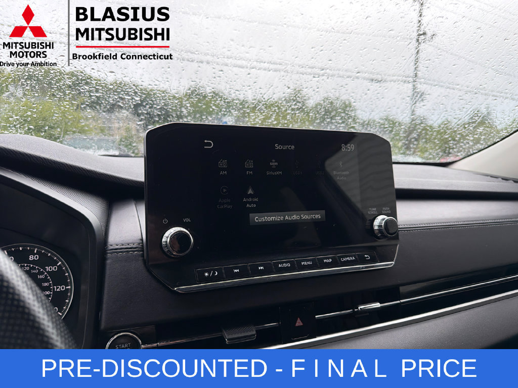 Used 2024 Mitsubishi Outlander SE FWD image 25