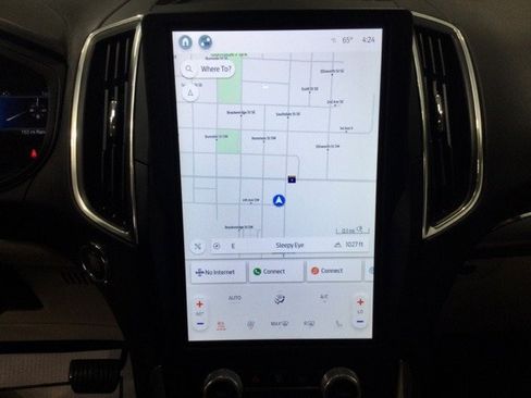 Certified 2022 Ford Edge Titanium w/ Equipment Group 301A image 26