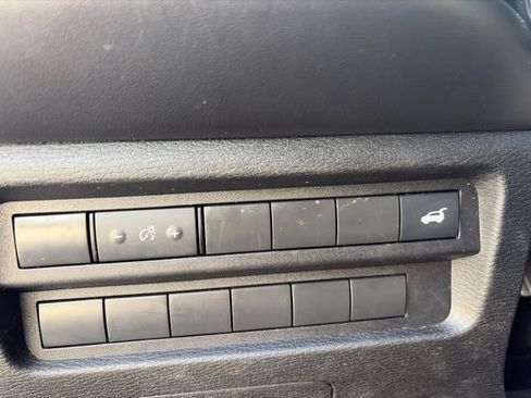 Used 2022 Mitsubishi Outlander SE AWD/4WD image 18