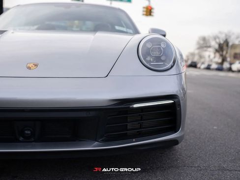 Used 2020 Porsche 911 Carrera S image 25