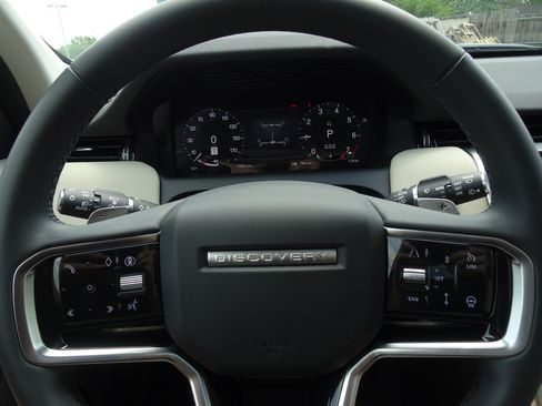 Certified 2025 Land Rover Discovery Sport S AWD/4WD image 29