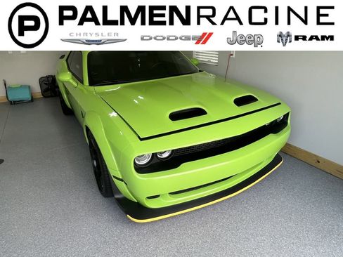 Used 2023 Dodge Challenger SRT Hellcat image 1