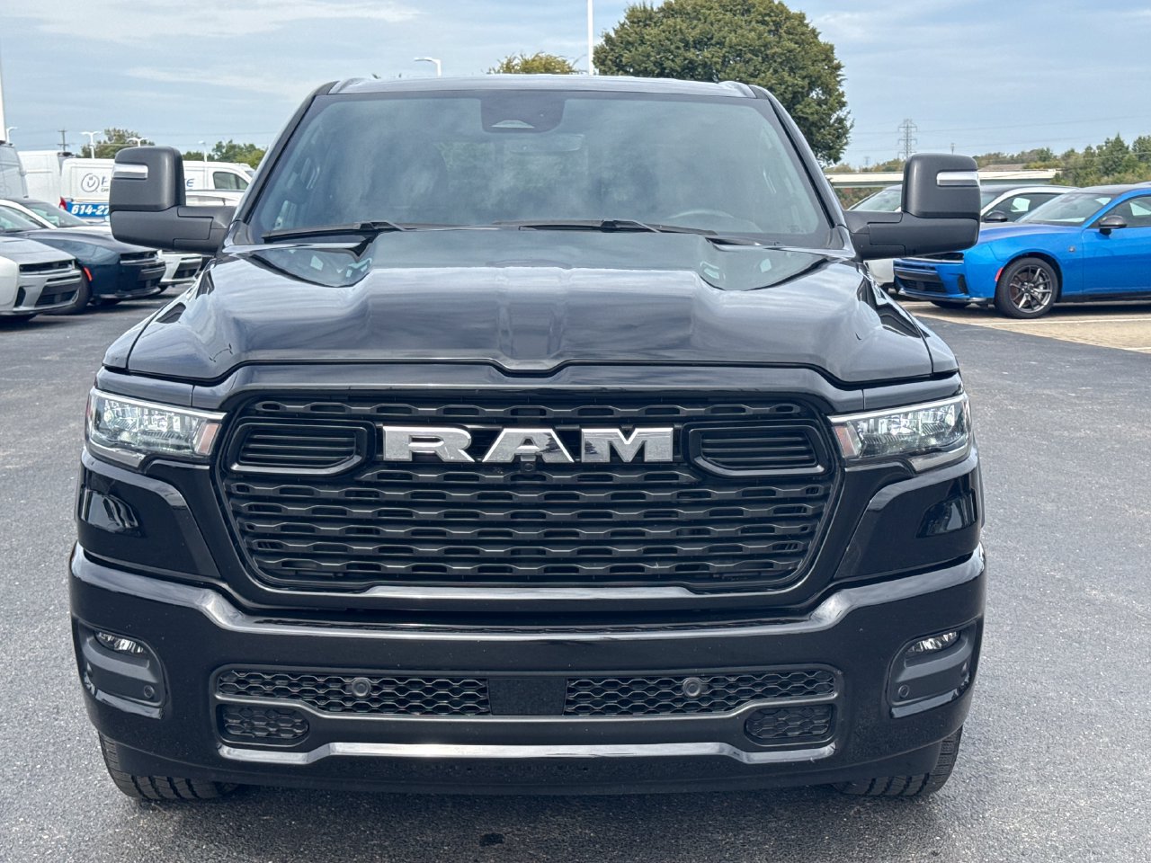 Used 2025 RAM 1500 Big Horn AWD/4WD image 8