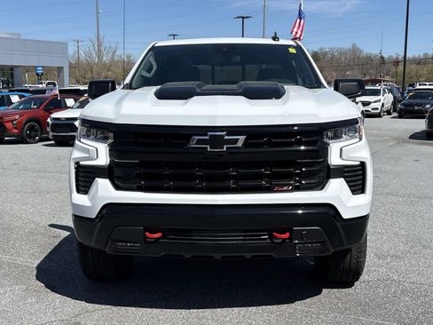 New 2026 Chevrolet Silverado 1500 LT Trail Boss w/ Convenience Package II AWD/4WD image 3