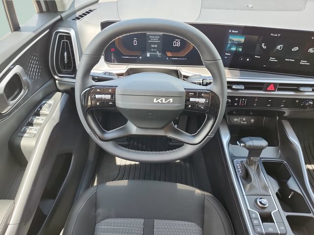 New 2026 Kia Sorento LX FWD image 15