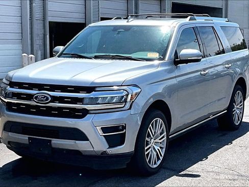 Used 2024 Ford Expedition Max Limited AWD/4WD image 2