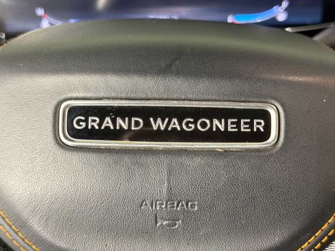 Used 2023 Jeep Grand Wagoneer Series III w/ Rear Seat Video Group 1 AWD/4WD image 30