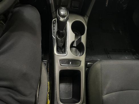 Used 2018 Chevrolet Cruze LT image 37