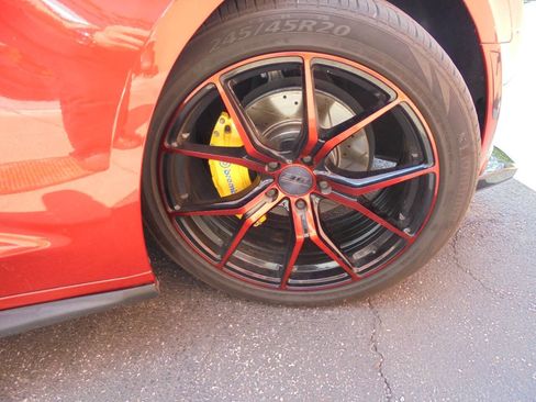 Used 2017 Chevrolet Camaro LT RWD image 26