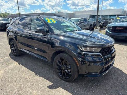 Used 2023 Kia Sorento SX AWD/4WD image 8
