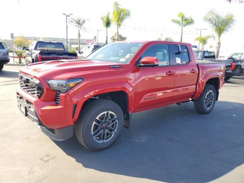 New 2025 Toyota Tacoma TRD Sport image 7