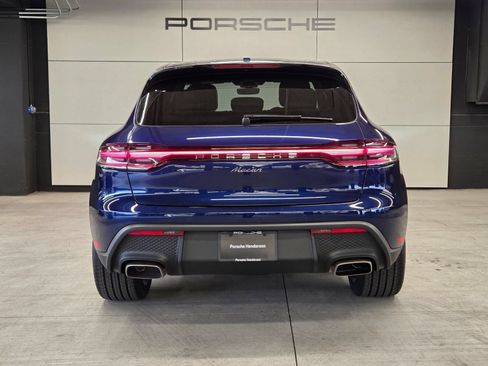 Certified 2026 Porsche Macan AWD/4WD image 7