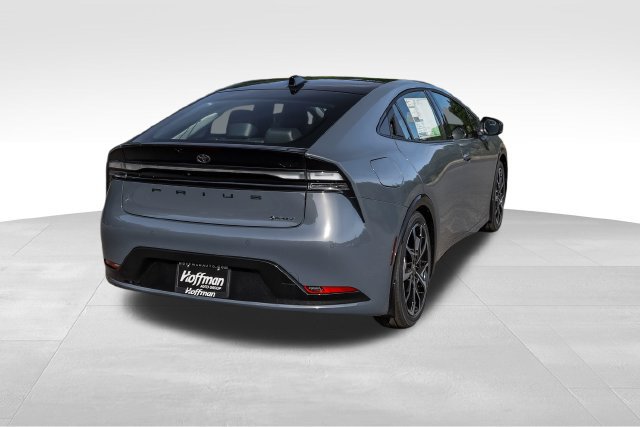 New 2026 Toyota Prius Plug-In Hybrid FWD image 4