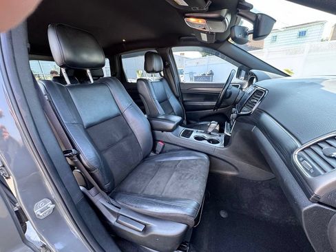 Used 2020 Jeep Grand Cherokee Altitude AWD/4WD image 18