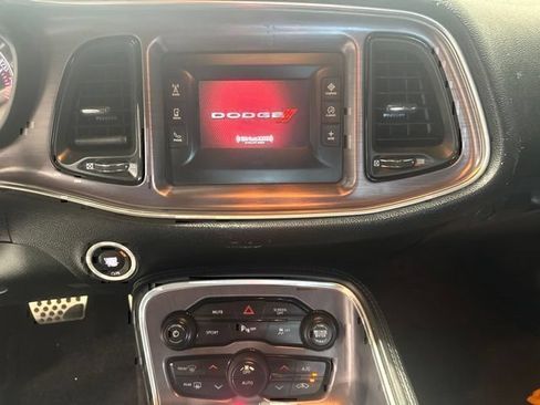 Used 2017 Dodge Challenger R/T RWD image 15