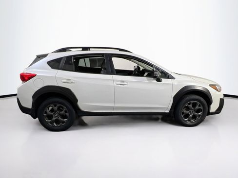 Used 2022 Subaru Crosstrek 2.5i Sport w/ Moonroof Package image 4