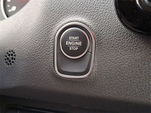 Used 2025 Mercedes-Benz Sprinter 2500 image 18