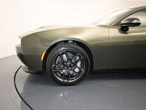 New 2026 Dodge Charger R/T AWD/4WD image 9