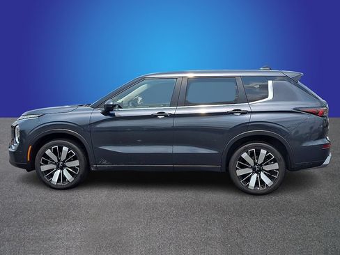 Used 2025 Mitsubishi Outlander SE AWD/4WD image 7