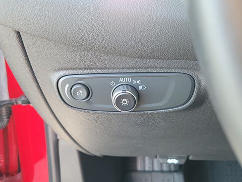 Used 2024 Chevrolet Equinox RS w/ RS Leather Package FWD image 20