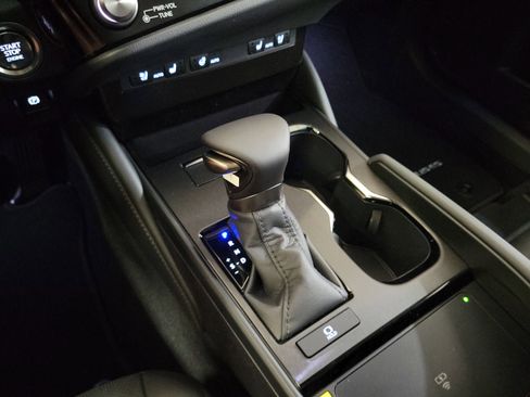 New 2025 Lexus ES 350 w/ Premium Package image 15