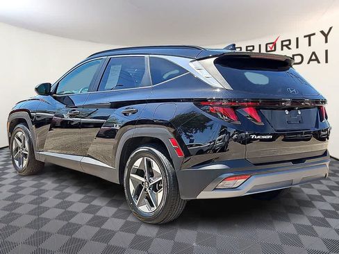Used 2025 Hyundai Tucson SEL FWD image 6