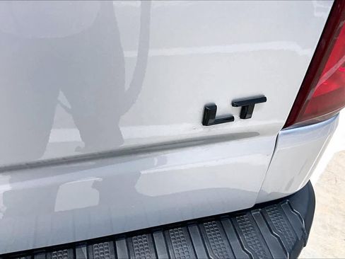 Used 2021 Chevrolet Silverado 1500 LT Trail Boss w/ Bed Protection Package AWD/4WD image 9