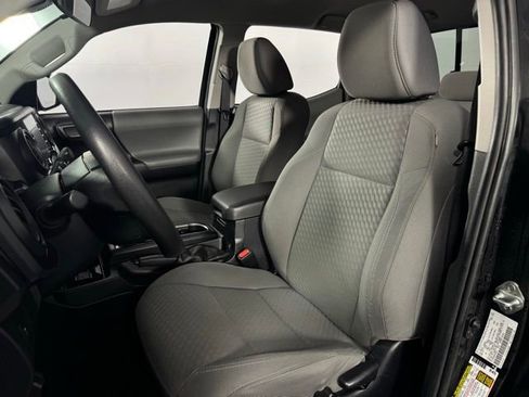 Used 2022 Toyota Tacoma SR image 14