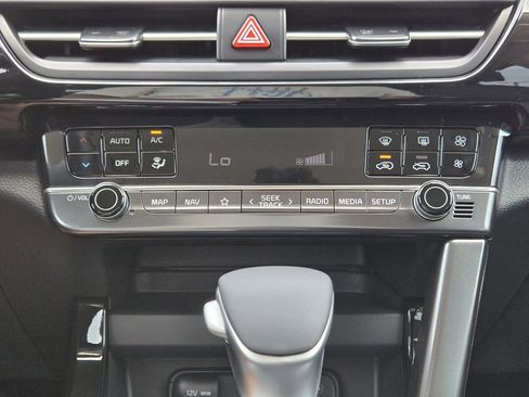 New 2026 Kia Seltos S FWD image 16