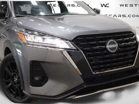 Used 2022 Nissan Kicks SR image 44