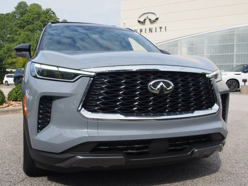 Used 2025 INFINITI QX60 Autograph w/ Lighting Package (N94) AWD/4WD image 2