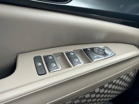 New 2026 Kia Carnival LX FWD image 24