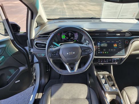 Certified 2023 Chevrolet Bolt LT w/ Infotainment Package image 14