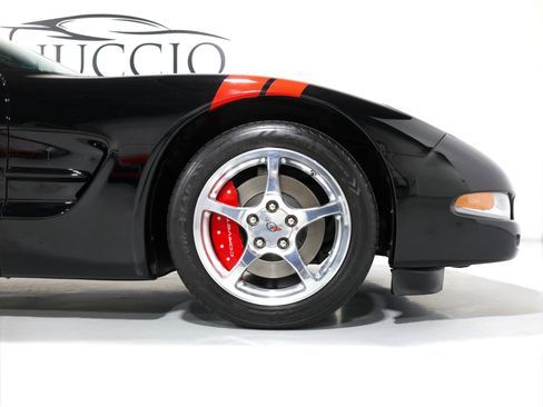 Used 2002 Chevrolet Corvette Coupe w/ Preferred Equipment Group1 image 66